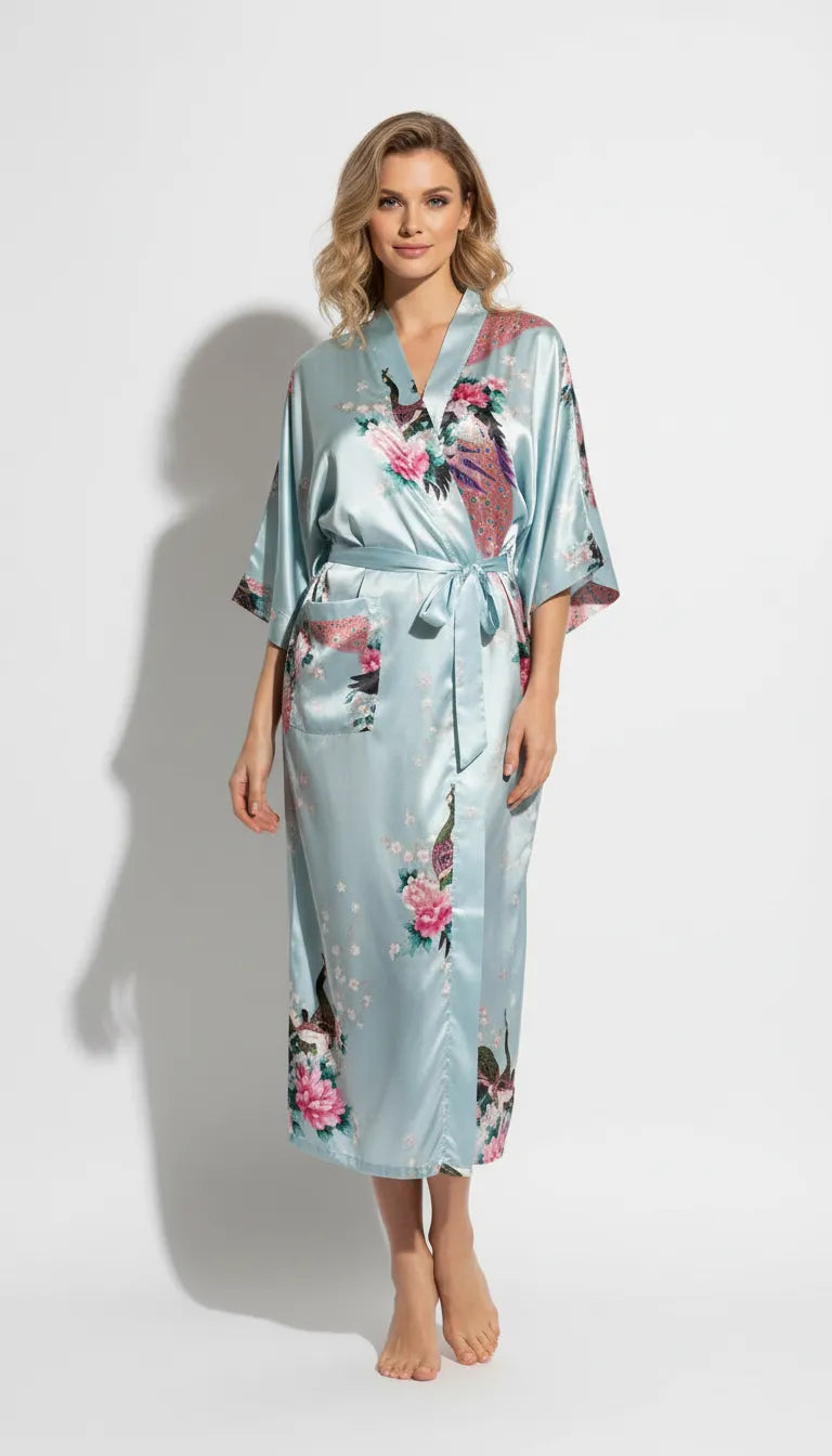 Kimono en Satin Bleu Clair pour Femme | Imprimé Paon et Floral | 1 Pièce - Vue de face