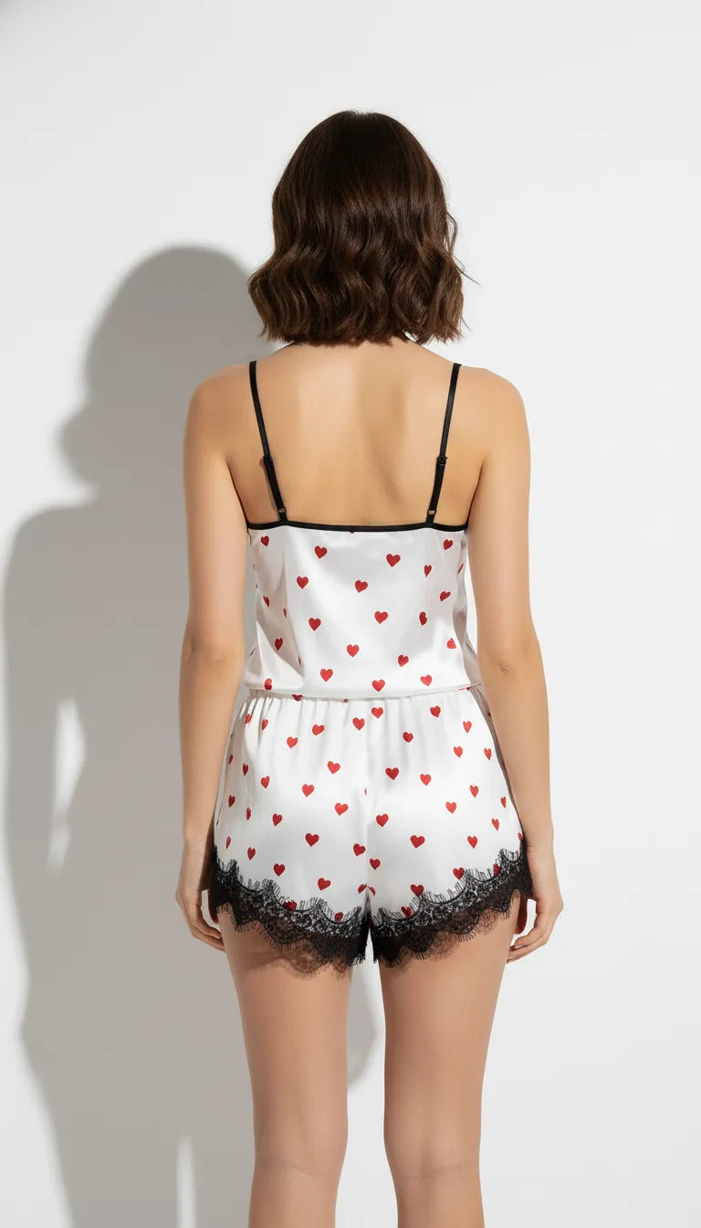 Pyjama Satin Blanc & Rouge pour Femme | Romantique | Débardeur à bretelles fines et Short à dentelle noire | Ensemble 2 Pièces - Vue de dos