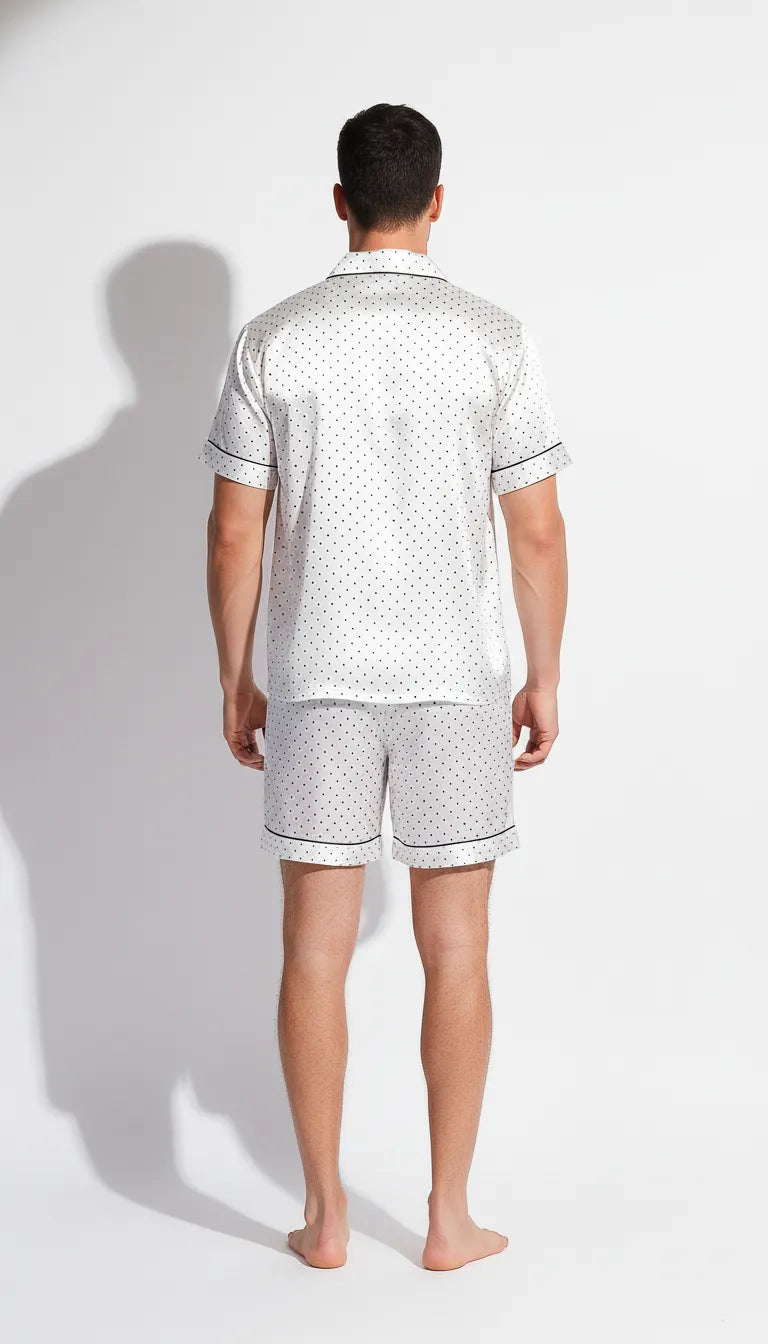 Pyjama Satin Blanc à Pois Noirs pour Homme | Chic & Élégant | Short et Chemise Manches Courtes | Ensemble 2 Pièces - Vue de dos