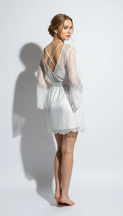 Pyjama Satin Blanc pour Femme | Nuisette dos-nu & Kimono Dentelle Manches Longues | Ensemble 2 Pièces - Vue de dos