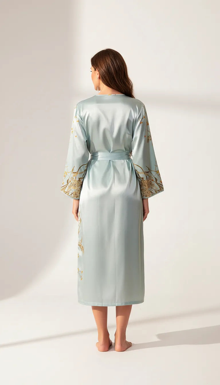 Pyjama Satin Bleu Ciel pour Femme | Kimono Long à Imprimé Floral | 1 Pièce - Vue de dos