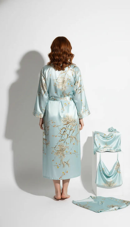 Pyjama Satin Bleu Ciel pour Femme | Kimono Long et Nuisette Fluide | Ensemble 4 Pièces avec Short et Débardeur - Vue de dos