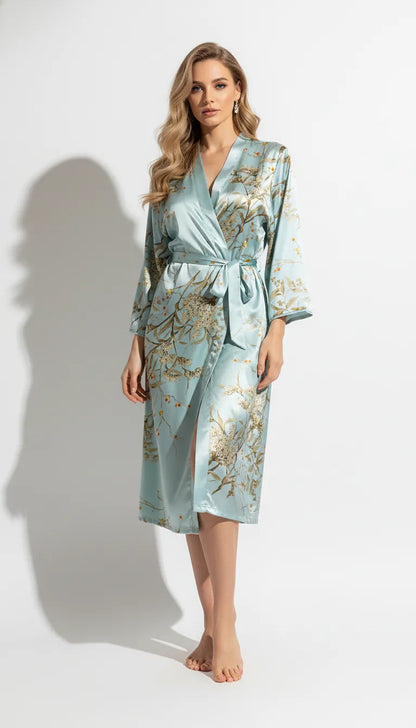 Pyjama Satin Bleu Ciel pour Femme | Kimono Long à Imprimé Floral | 1 Pièce - Vue de face