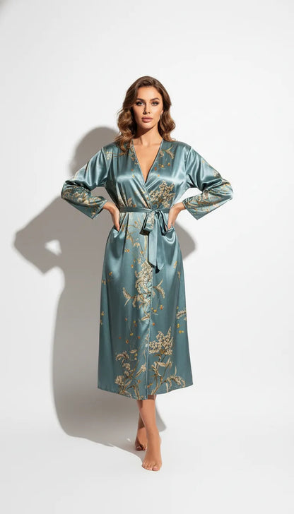 Pyjama Satin Bleu Floral pour Femme | Kimono Long et Fluide | Manches Longues | 1 Pièce - Vue de face