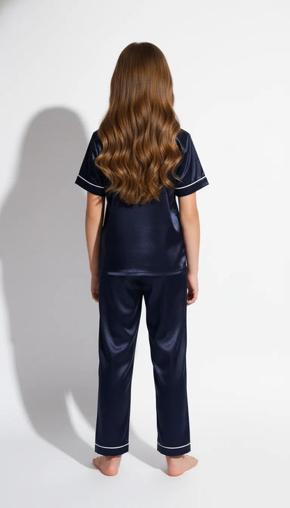 Pyjama Satin Bleu Marine pour Fille | Classique et Élégant | Ensemble 2 Pièces Manches Courtes - Vue de dos