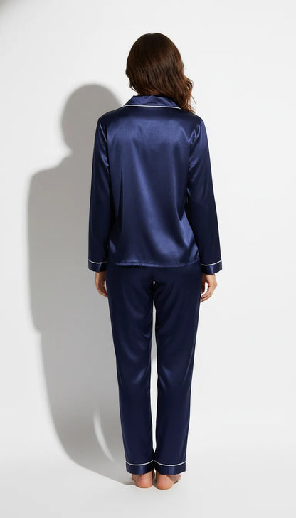 Pyjama Satin Bleu Marine pour Femme | Classique et Élégant | Ensemble Chemise Manches Longues et Pantalon | 2 Pièces - Vue de dos