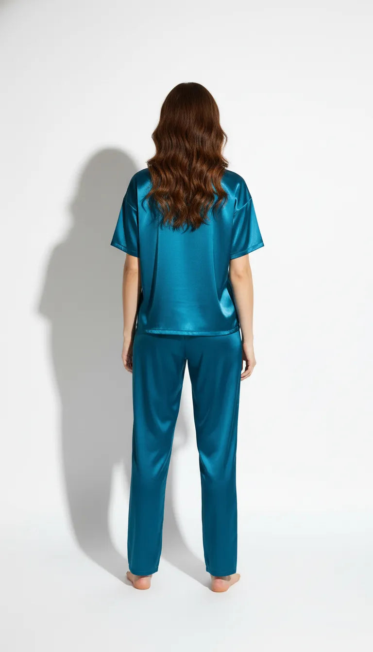 Pyjama Satin Bleu Turquoise Femme | Ensemble Chic et Décontracté | T-shirt Manches Courtes et Pantalon 2 Pièces - Vue de dos