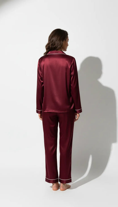 Pyjama Satin Bordeaux pour Femme | Classique Élégant | Chemise Manches Longues & Pantalon | Ensemble 2 Pièces - Vue de dos