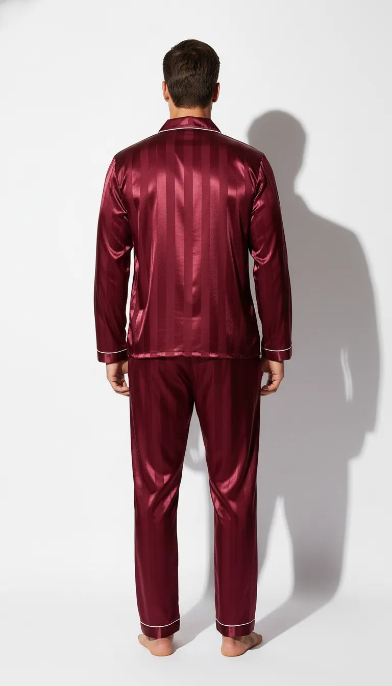 Pyjama Satin Bordeaux pour Homme | Classique Rayé Élégant | Chemise Manches Longues & Pantalon | 2 Pièces - Vue de dos