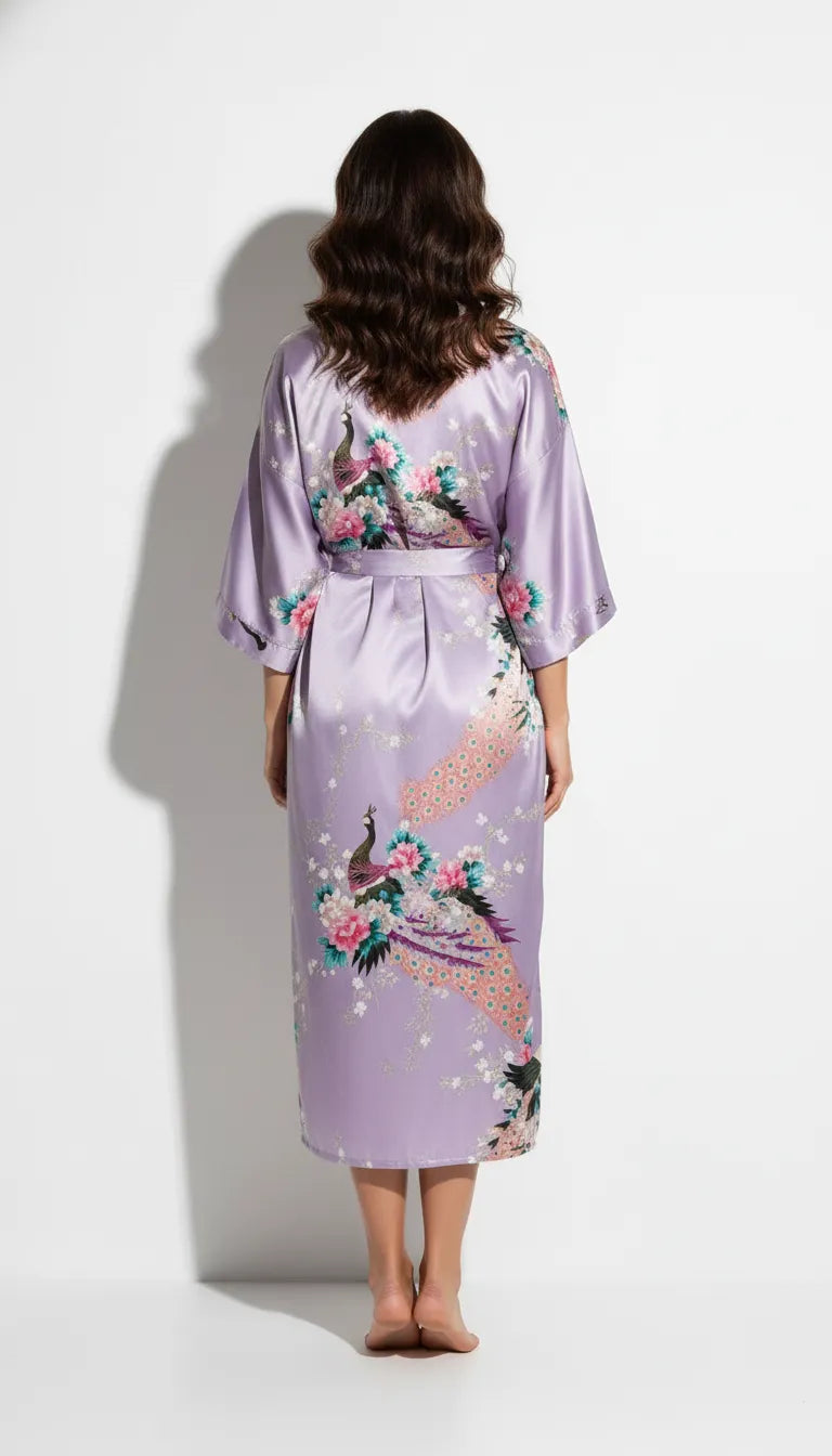 Pyjama Satin Lilas pour Femme | Kimono Long à Imprimé Paon et Fleurs | 1 Pièce - Vue de dos