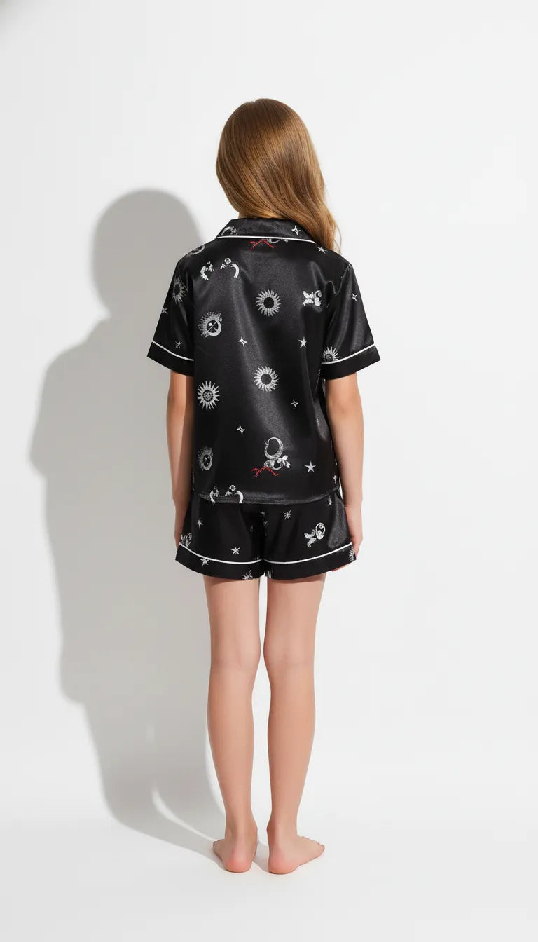 Pyjama Satin Noir Fille | Ensemble Short et Chemise Manches Courtes | 2 Pièces - Vue de dos