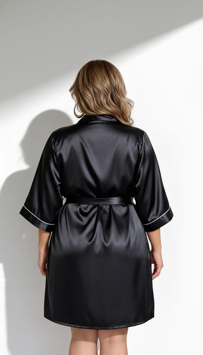 Pyjama Satin Noir Romantique pour Femme | Nuisette avec Dentelle et Kimono Long | 2 Pièces - Vue de dos