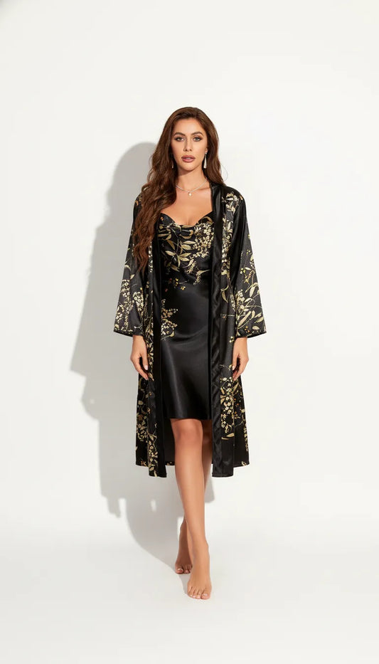Pyjama Satin Noir & Doré pour Femme | Kimono Long à Motifs Floraux & Nuisette | Ensemble 2 Pièces - Vue de face