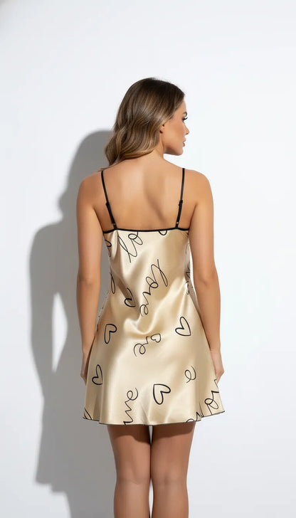 Pyjama Satin Or avec Motifs 'Love' pour Femme | Nuisette Fluide 1 Pièce - Vue de dos