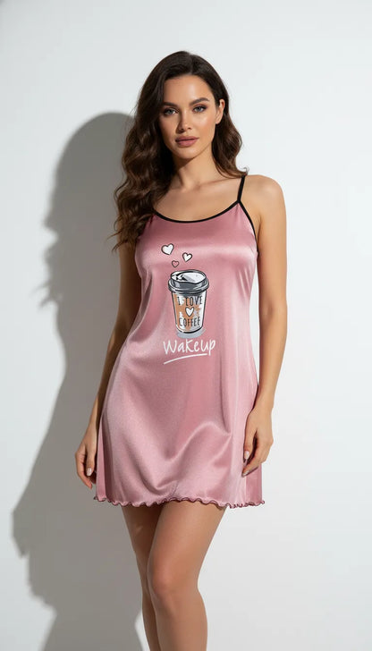 Pyjama Satin Rose | Nuisette Femme avec Imprimé "I Love Coffee" | 1 Pièce - Vue de face