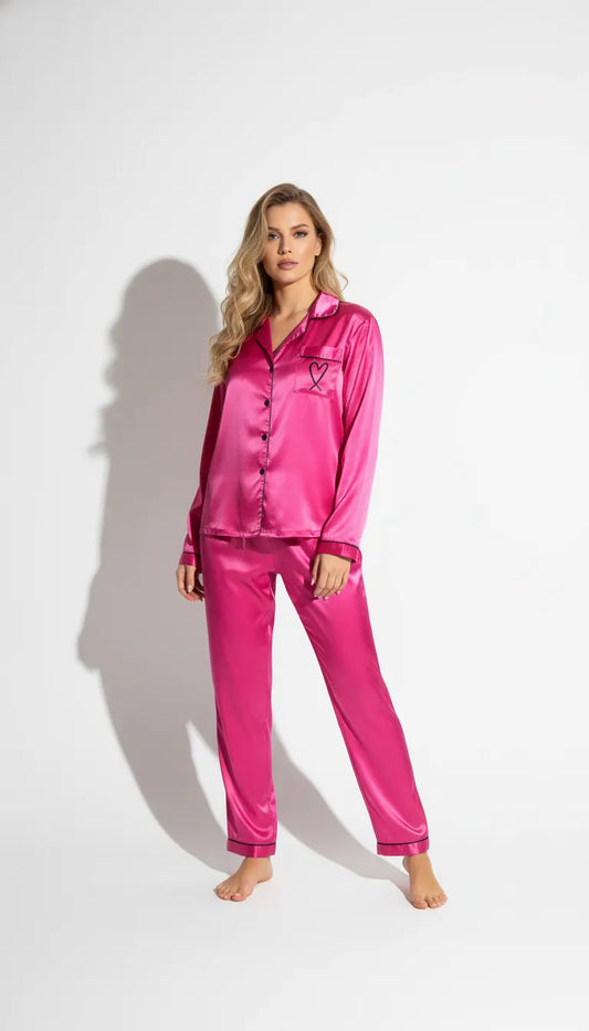 Pyjama Satin Rose Bonbon pour Femme | Chic & Romantique | Chemise Manches Longues & Pantalon | Ensemble 2 Pièces - Vue de face
