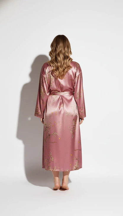 Pyjama Satin Rose Poudré pour Femme | Nuisette Cache-Coeur & Kimono Long Fleuri | 2 Pièces - Vue de dos