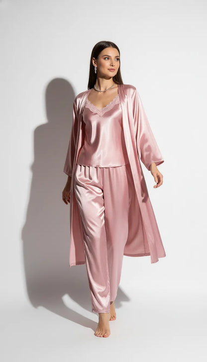 Pyjama Satin Rose Poudré pour Femme | Nuisette à Dentelle & Kimono Manches Longues | Pantalon 3 Pièces - Vue de face