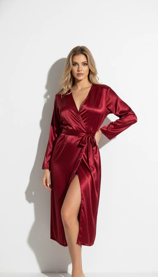Pyjama Satin Rouge Écarlate pour Femme | Kimono Long Drapé Fendu | 1 Pièce - Vue de face