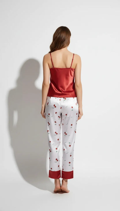 Pyjama Satin Rouge & Blanc Femme | Débardeur Rouge & Pantalon Imprimé Cerises | Ensemble 2 Pièces - Vue de dos