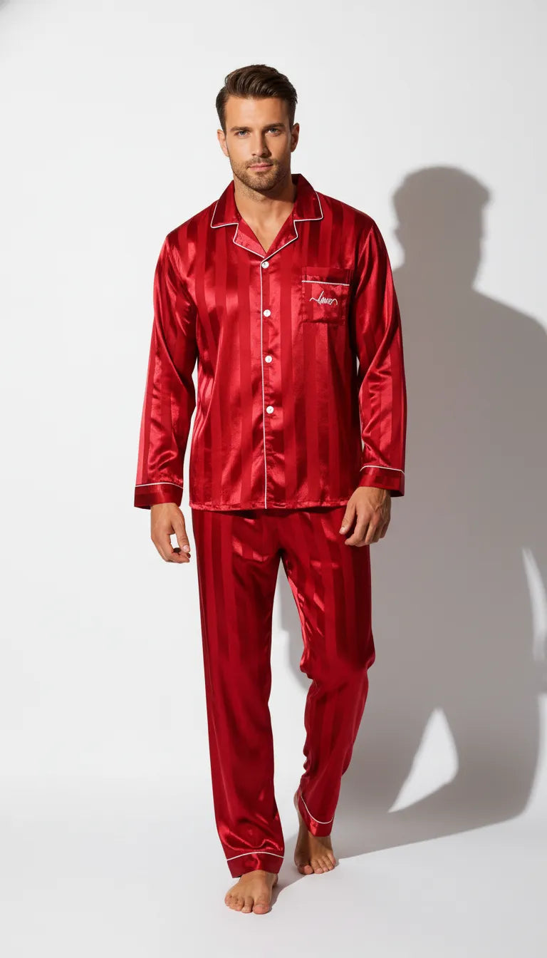 Pyjama Satin Rouge pour Homme | Classique Rayé avec Détails Blancs | Chemise Manches Longues et Pantalon | 2 Pièces - Vue de face