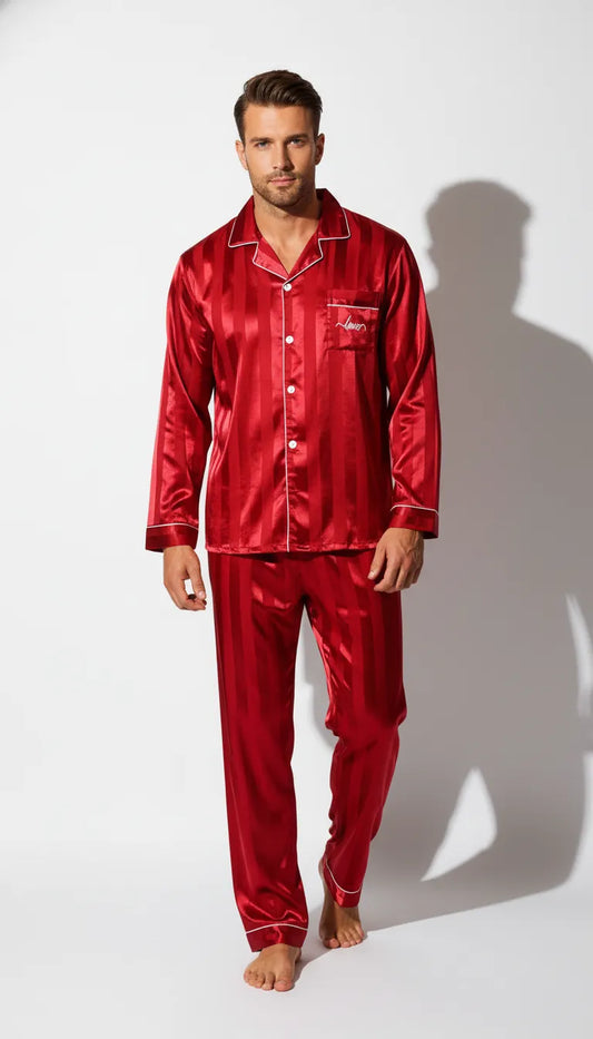 Pyjama Satin Rouge pour Homme | Classique Rayé avec Détails Blancs | Chemise Manches Longues et Pantalon | 2 Pièces - Vue de face