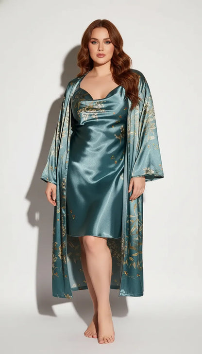 Pyjama Satin Vert Émeraude pour Femme | Nuisette Décolletée & Kimono Long Fleuri | Ensemble 2 Pièces - Vue de face