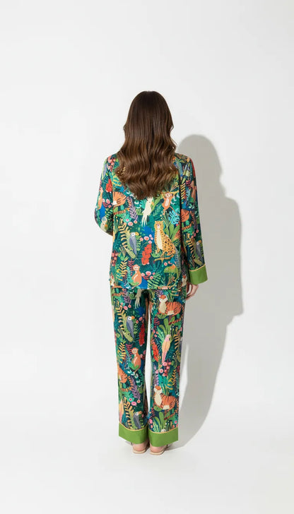 Pyjama Satin Vert Jungle pour Femme | Chemise Manches Longues et Pantalon | Ensemble 2 Pièces - Vue de dos
