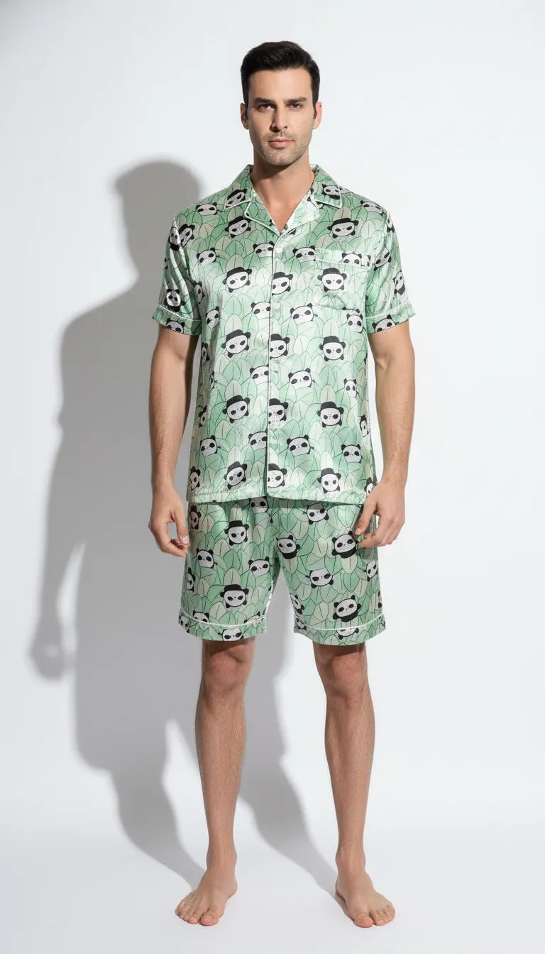 Pyjama Satin Vert Pastel Homme | Motif Pandas Fun | Chemise Manches Courtes & Short | Ensemble 2 Pièces - Vue de face