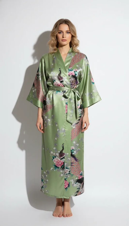 Pyjama Satin Vert Pomme Femme | Kimono Long Romantique | Motifs Paons & Fleurs | 1 Pièce - Vue de face