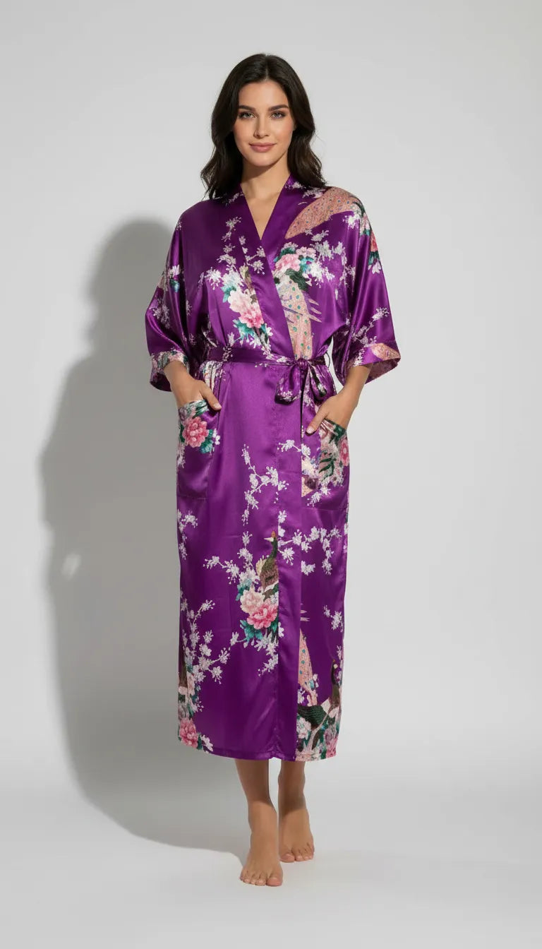 Pyjama Satin Violet et Rose Femme | Kimono Long à Imprimé Floral et Paon | 1 Pièce - Vue de face